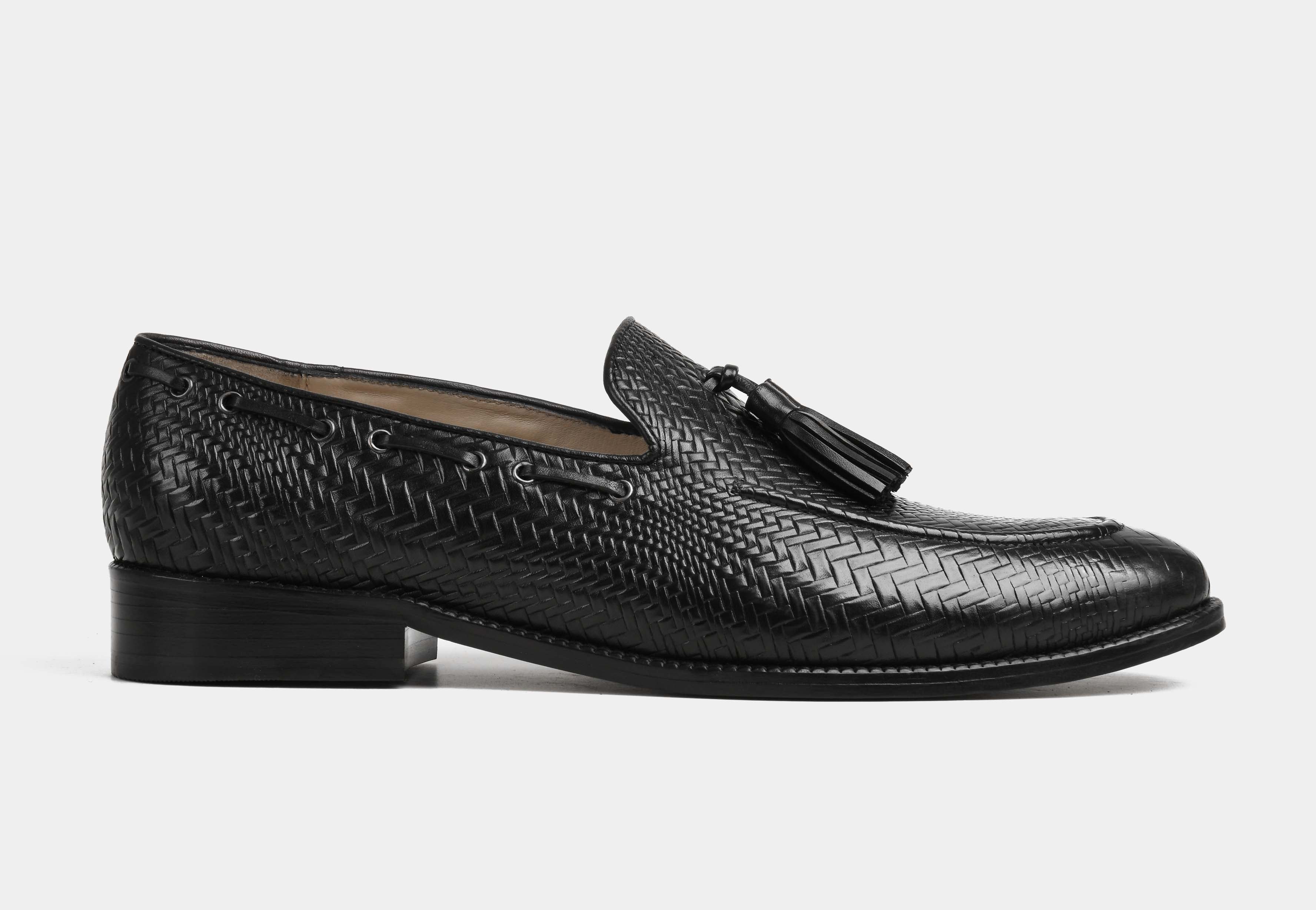 GIULIANO | MEN BLACK WOVEN TASSEL LOAFERS