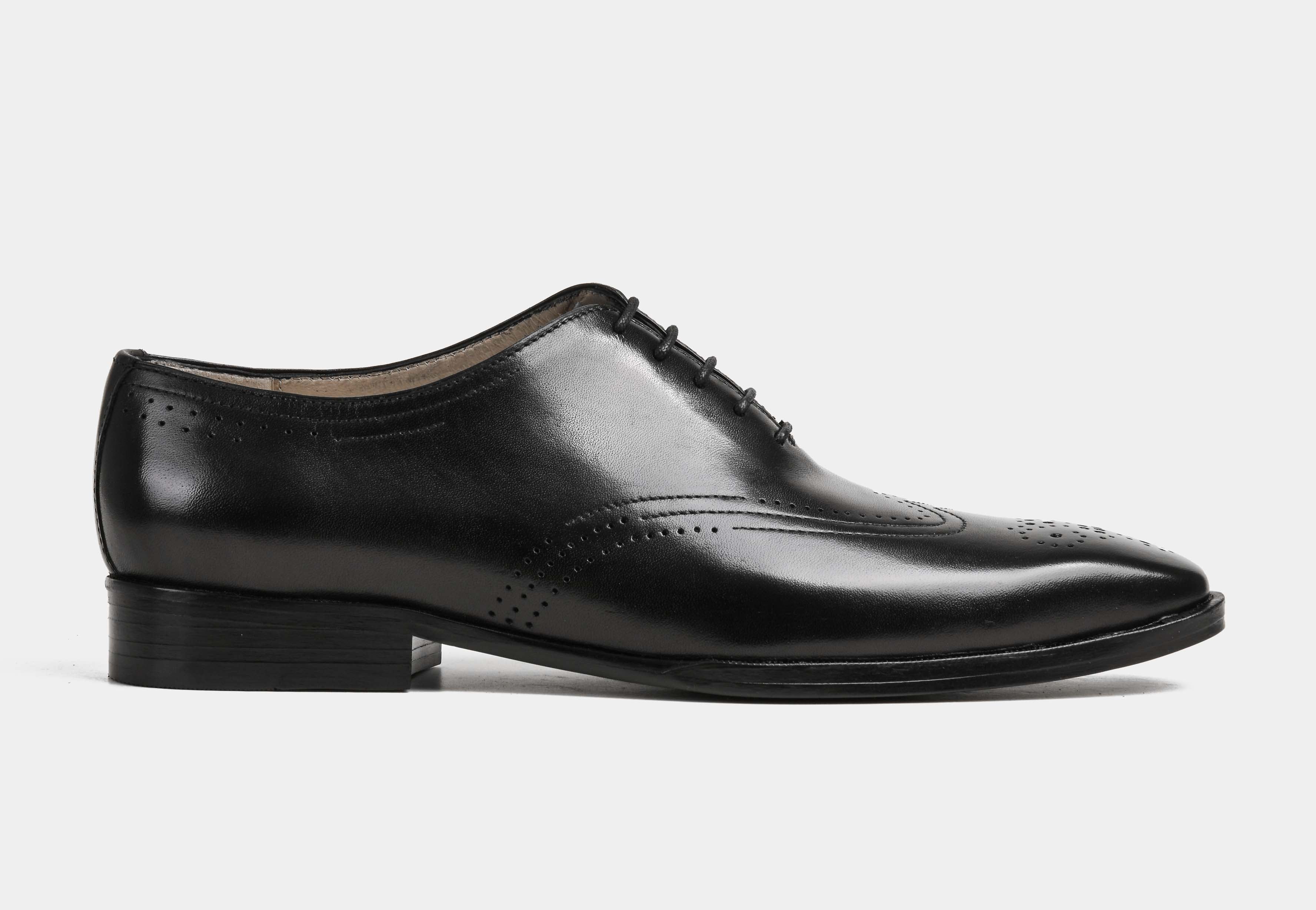 VALENTINO | MEN BLACK BROGUE OXFORDS