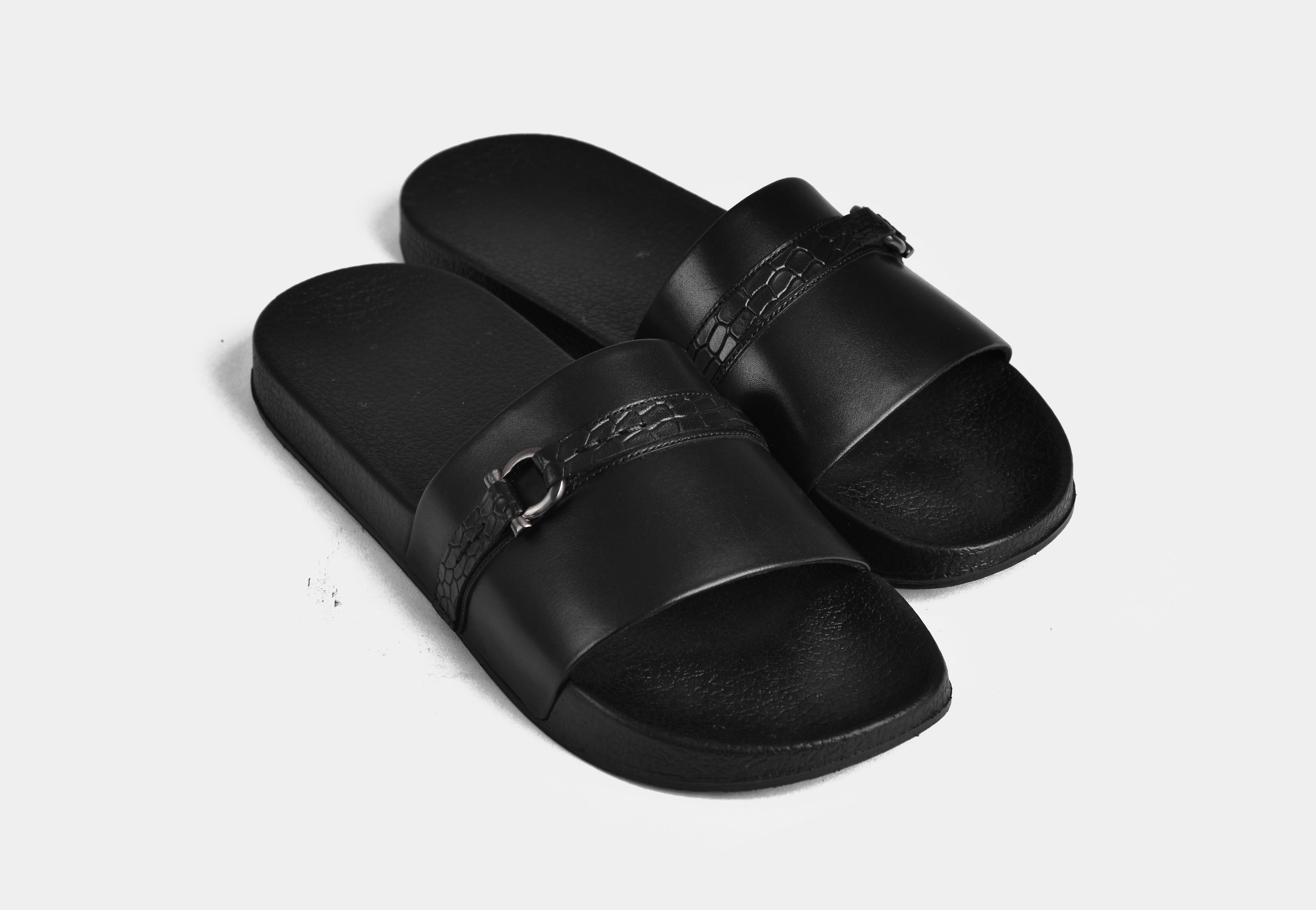 SLIDER | ELVIO BLACK (Reserved-Release)