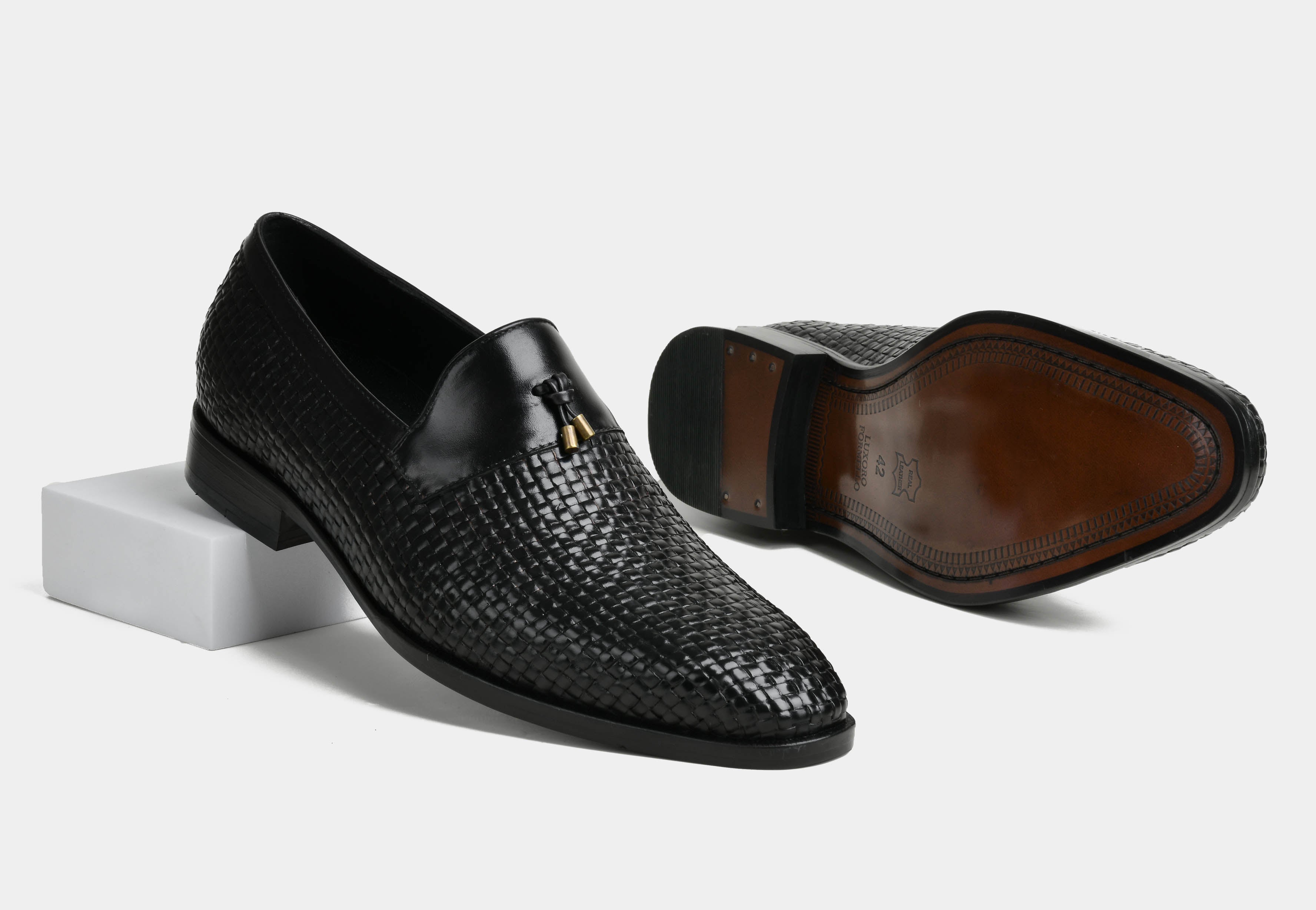 DIEGO | MEN WEAVED LEATHER LOAFERS IN BLACK (Reserved-Release)