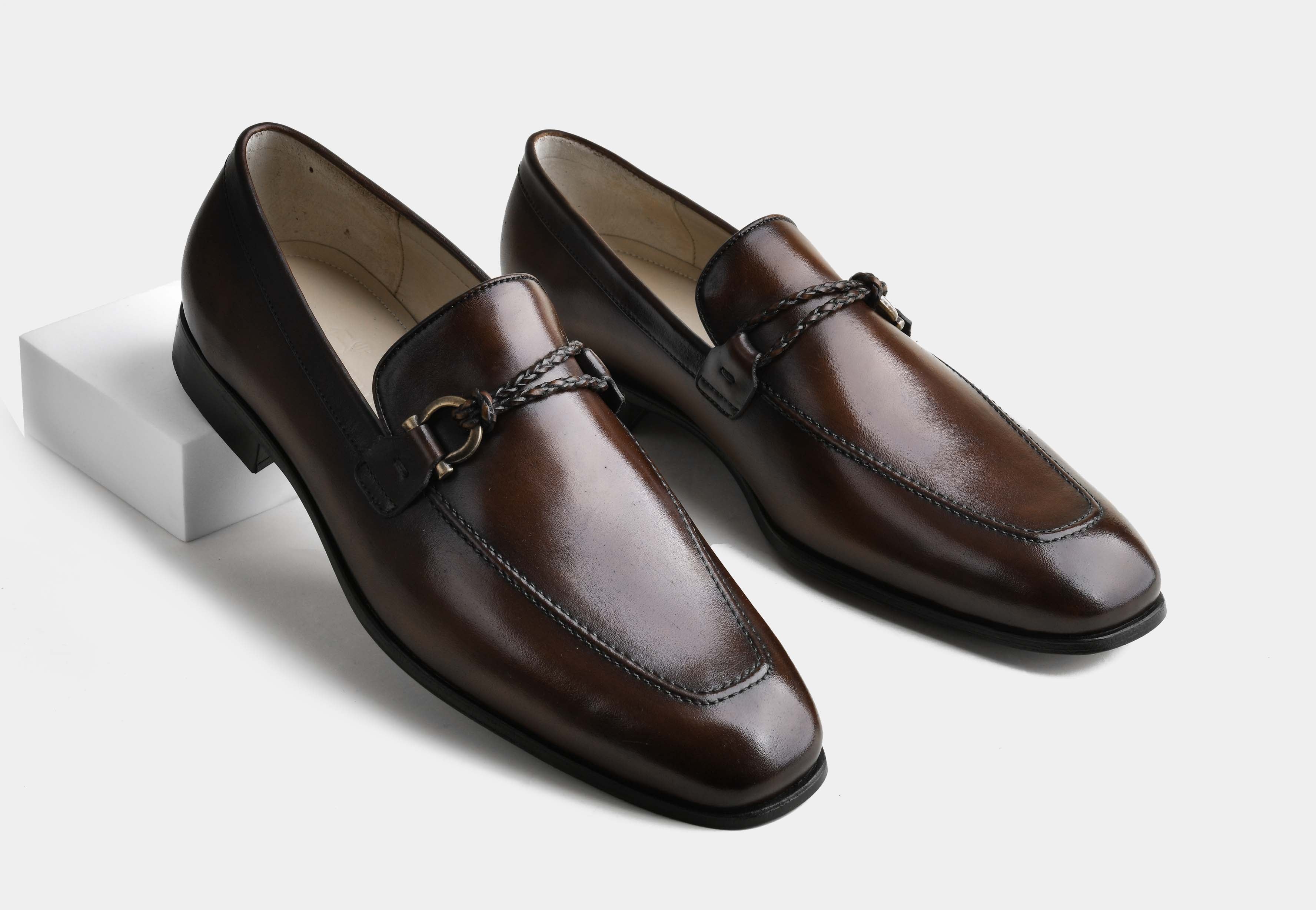 TRENZO | MEN BROWN HAND-BURNISHED BRAIDED BIT LOAFERS