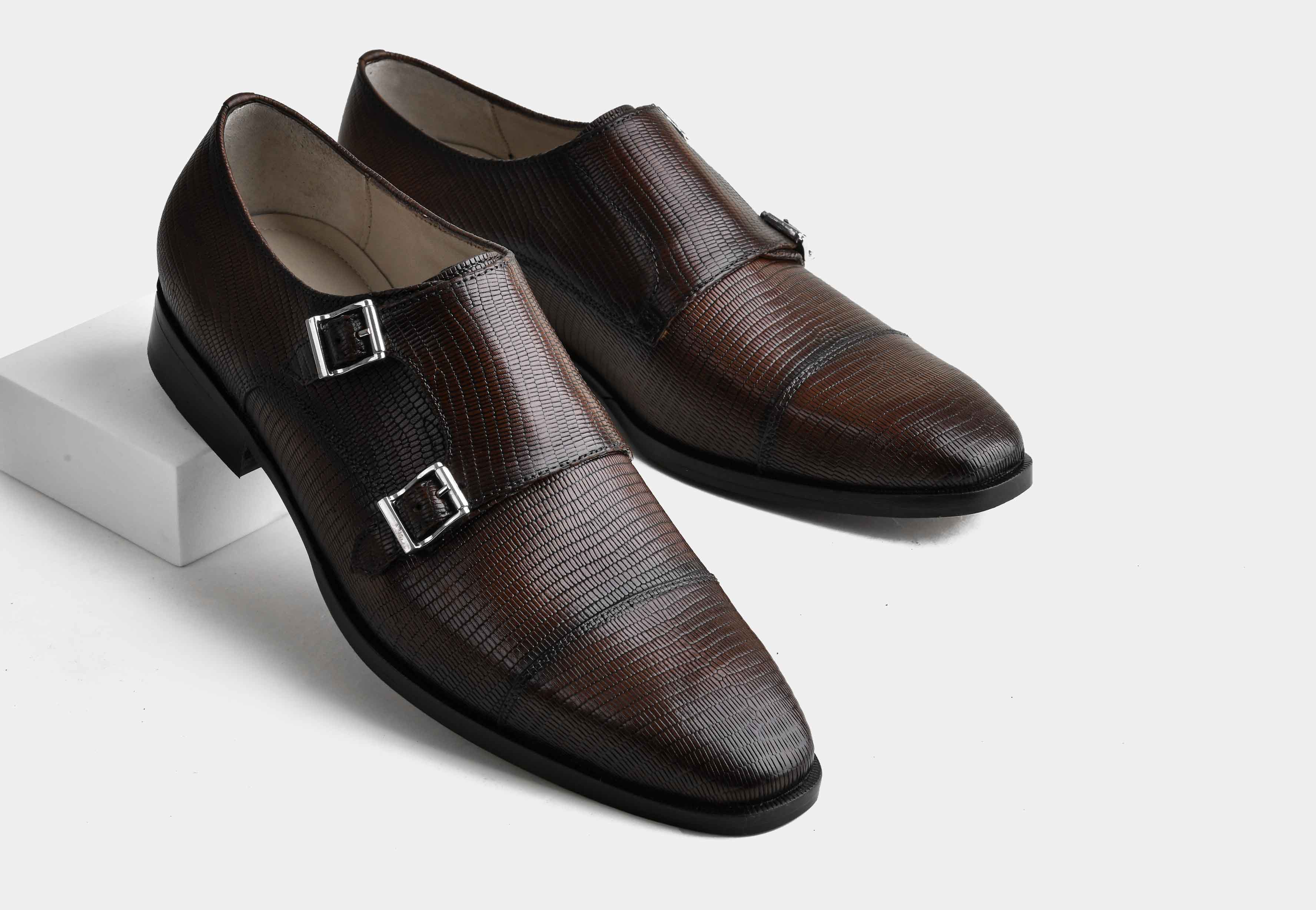 OLIVE | MEN BROWN TEXTURED DOUBLE MONK STRAP SHOES