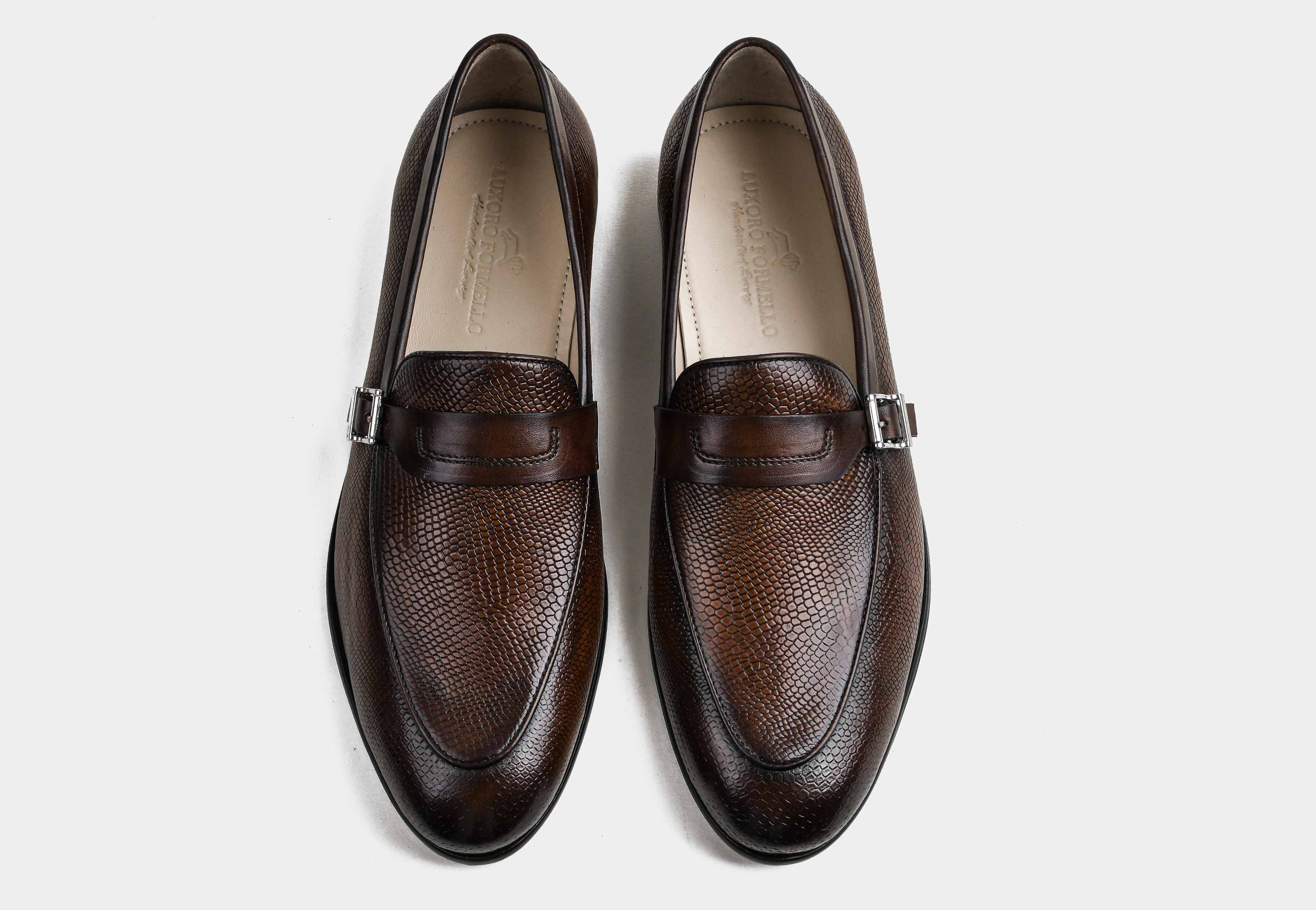 VERO | MEN BROWN TEXTURED BUCKLE STRAP LOAFERS