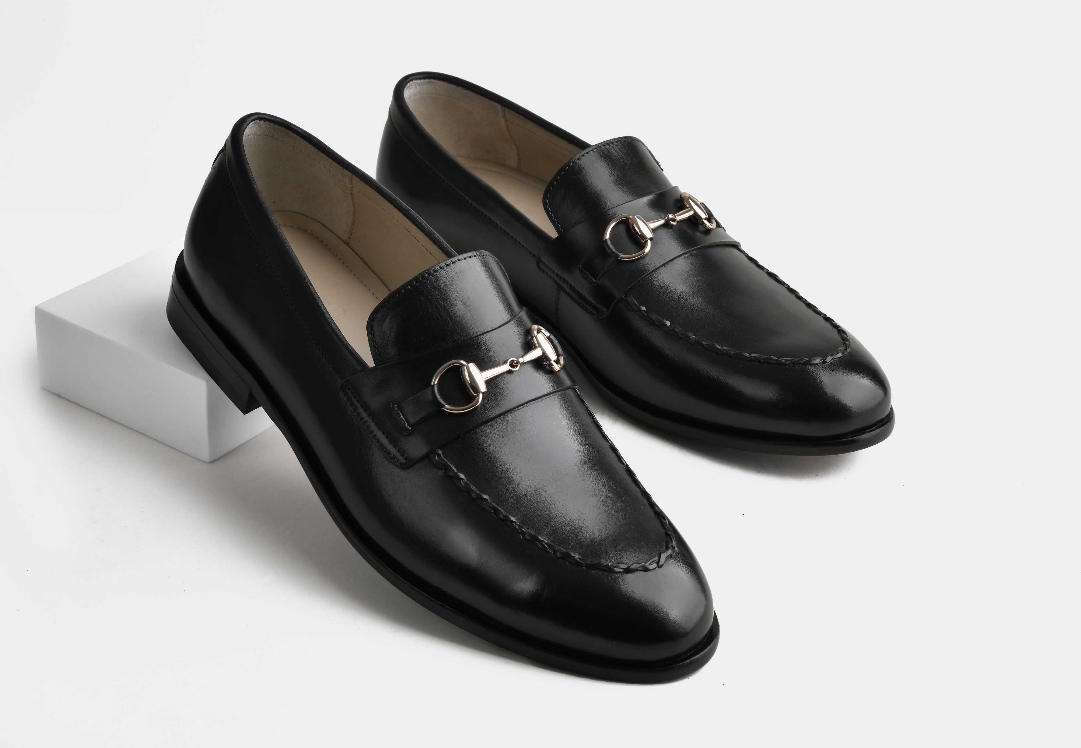 LUCA | MEN BLACK CALF LEATHER BUCKLE LOAFERS