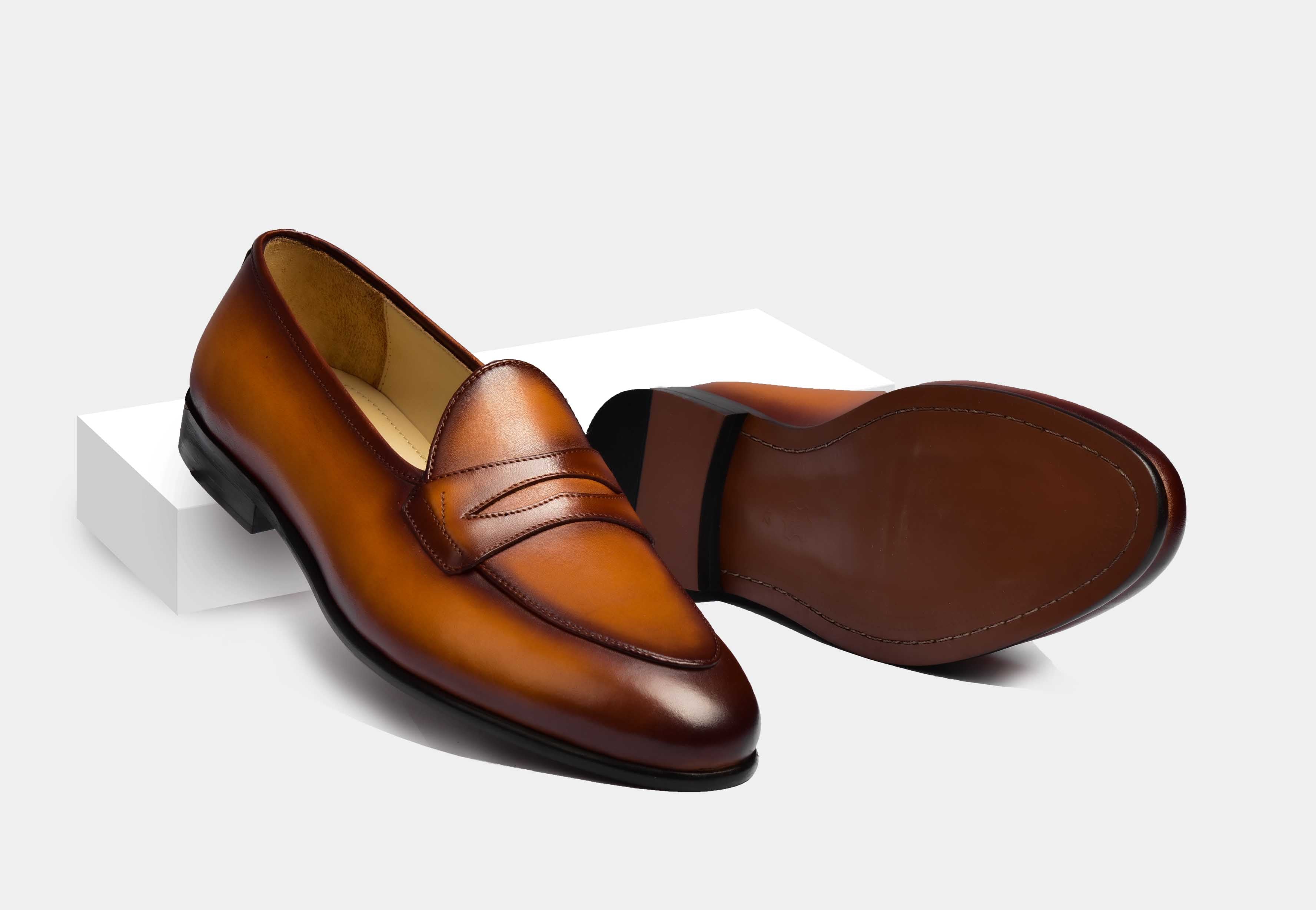 ARNO | Tan Patina With Grand Penny (Reserved-Release)