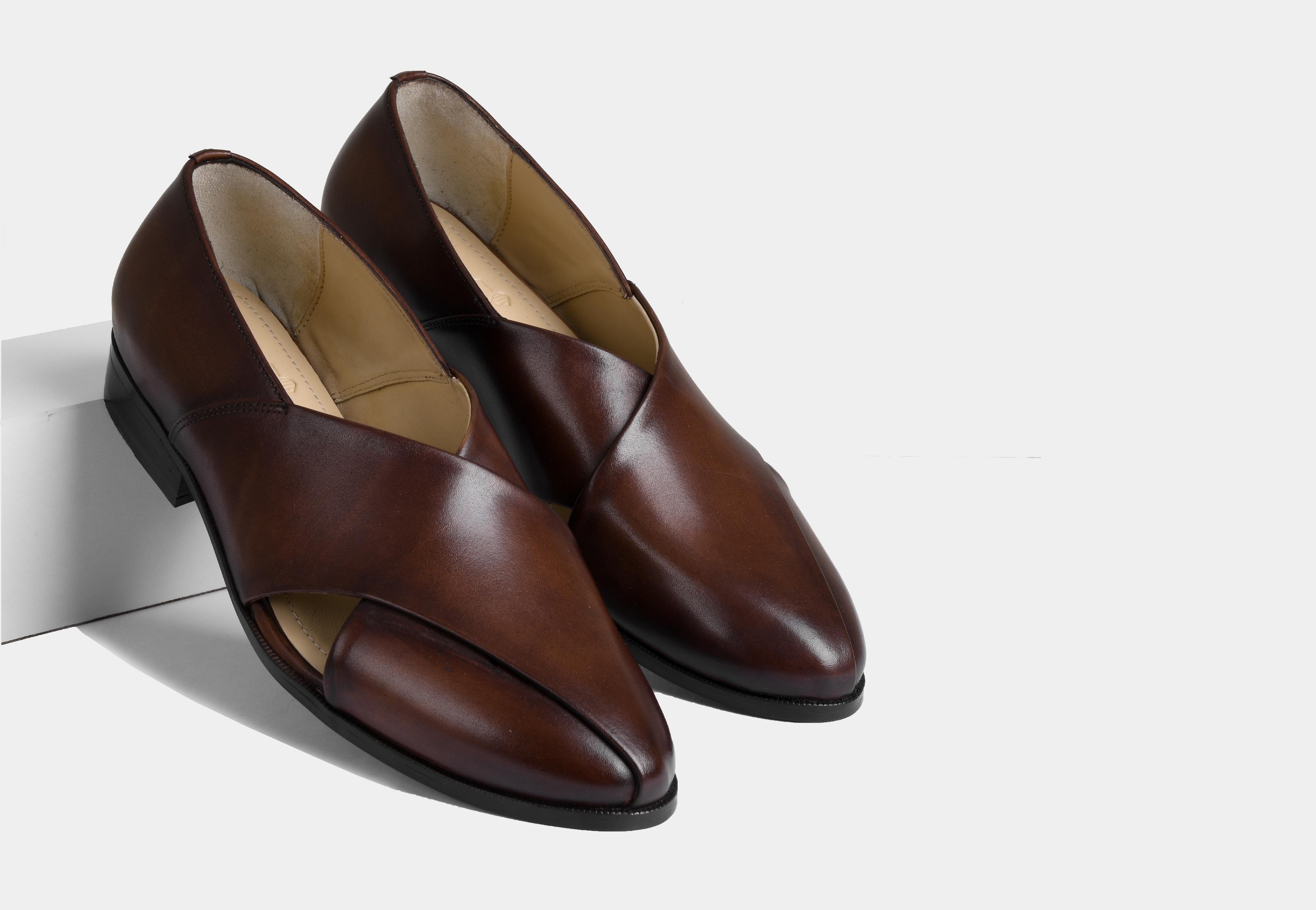 SANDAL | IGNACIO BROWN (Reserved-Release)