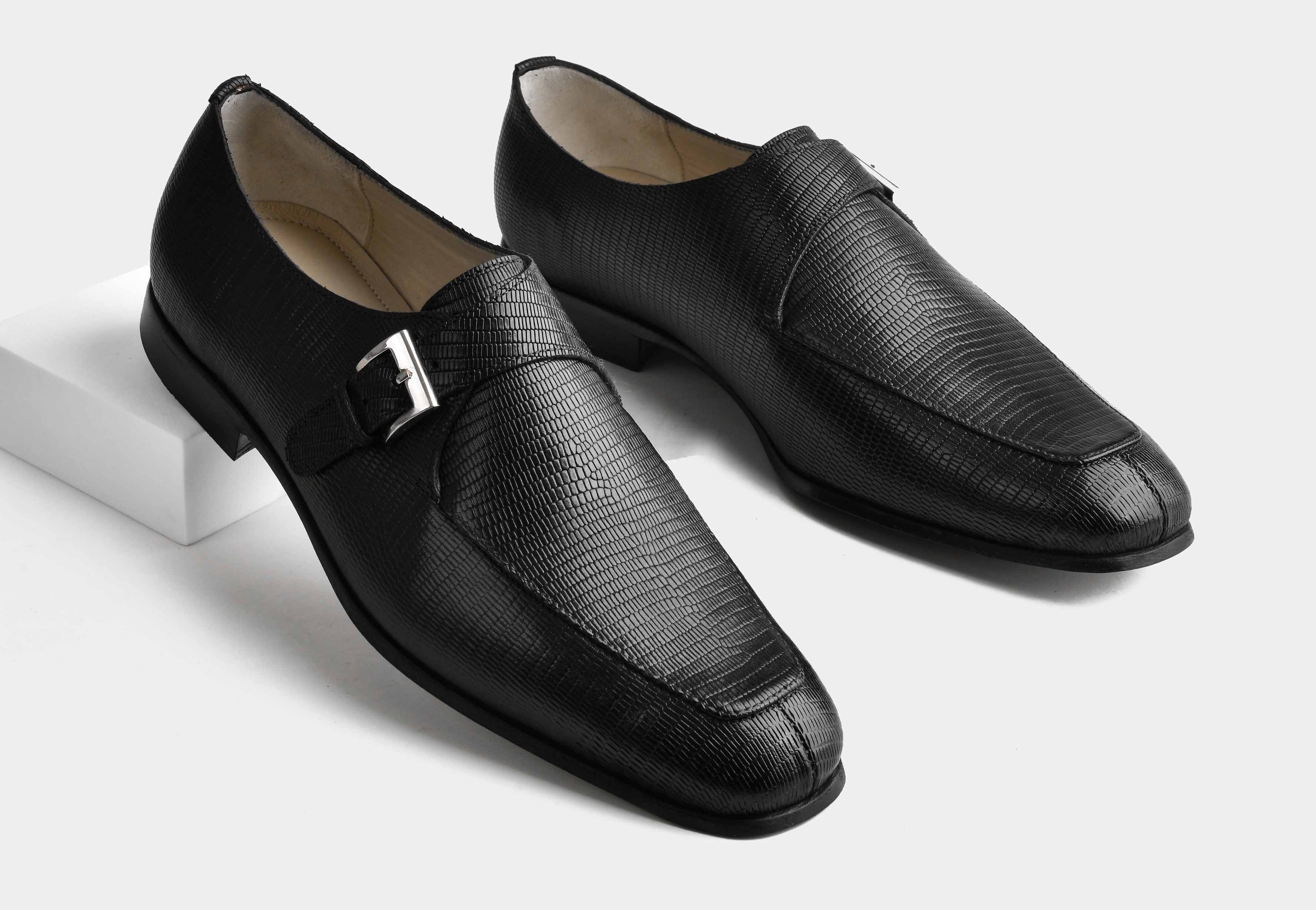 LAVENTO | MEN BLACK TEXTURED LEATHER MONK STRAP SHOES