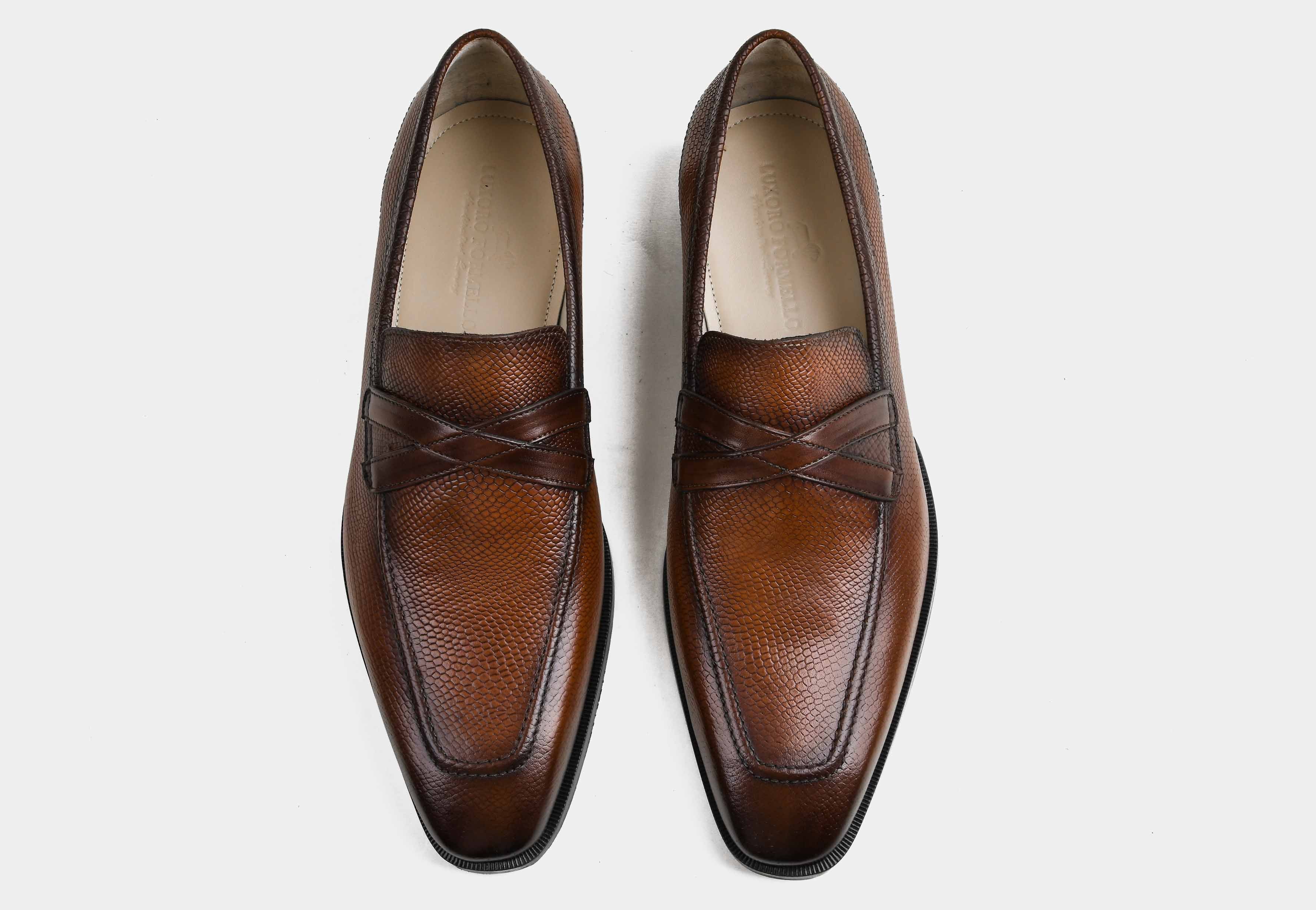 ADRINO | MEN TAN TEXTURED CROSS-STRAP LOAFERS