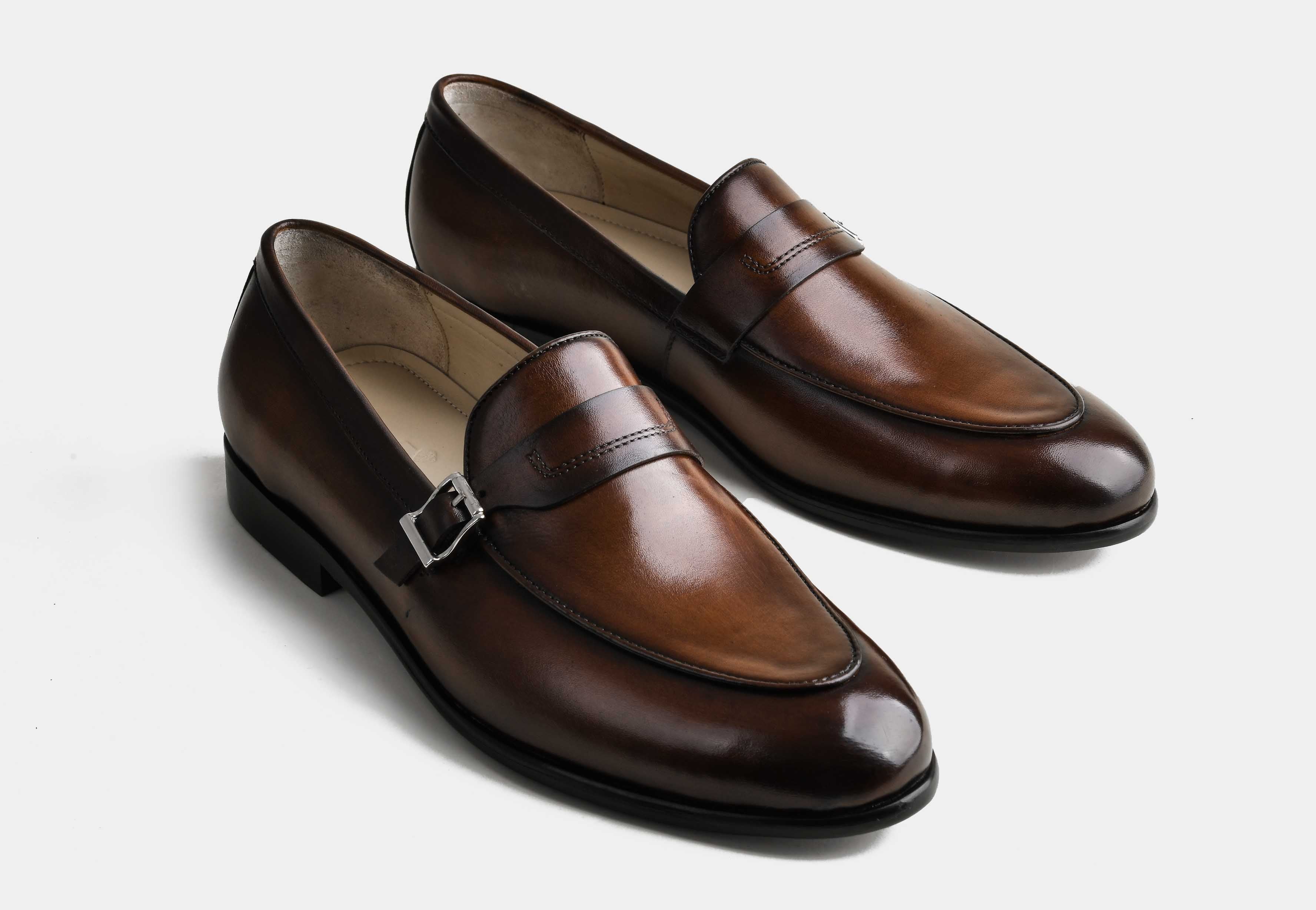 VERO | MEN BROWN HAND-BURNISHED BUCKLE STRAP LOAFERS