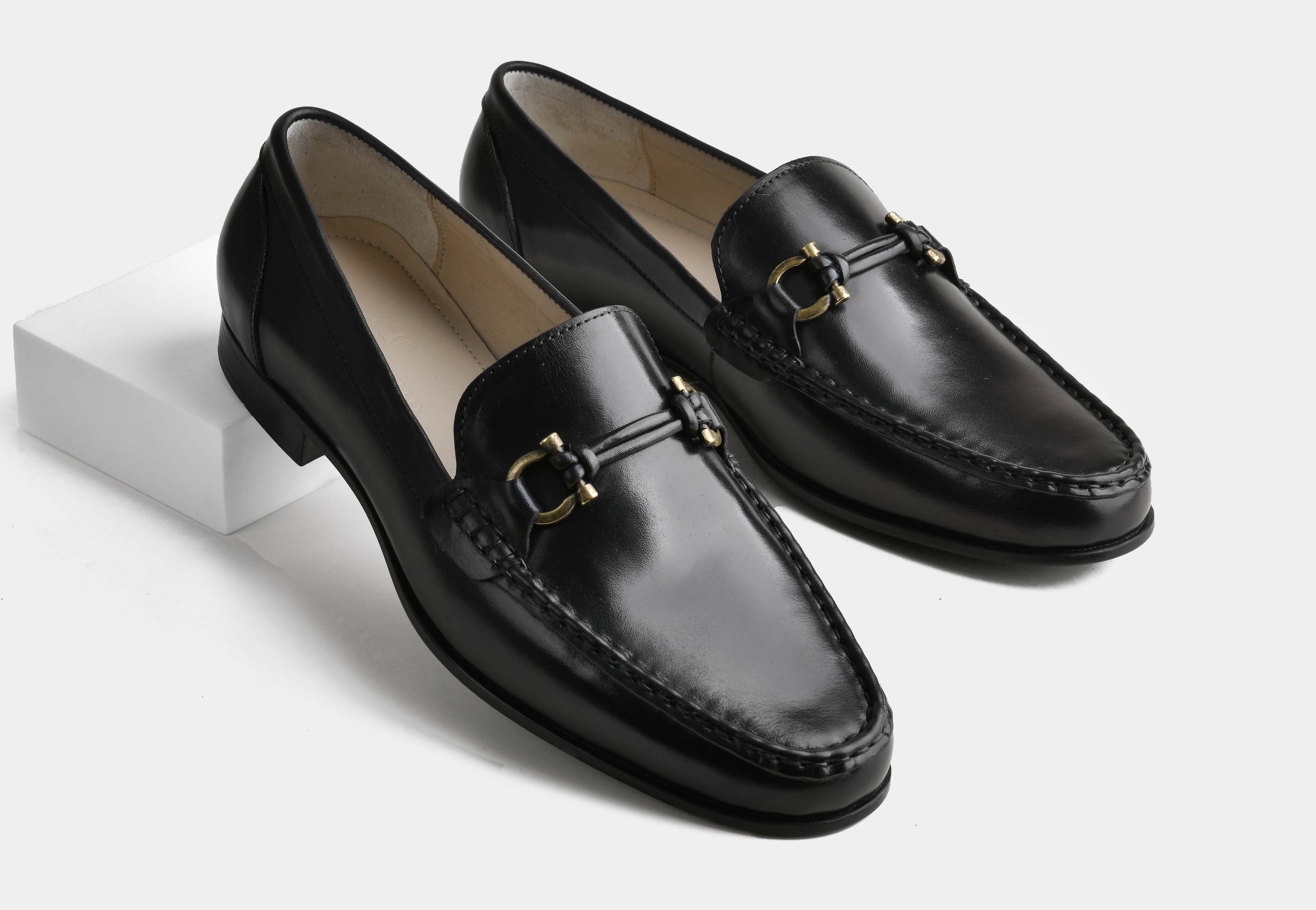 ZARO | MEN BLACK CLASSIC HORSEBIT LOAFERS