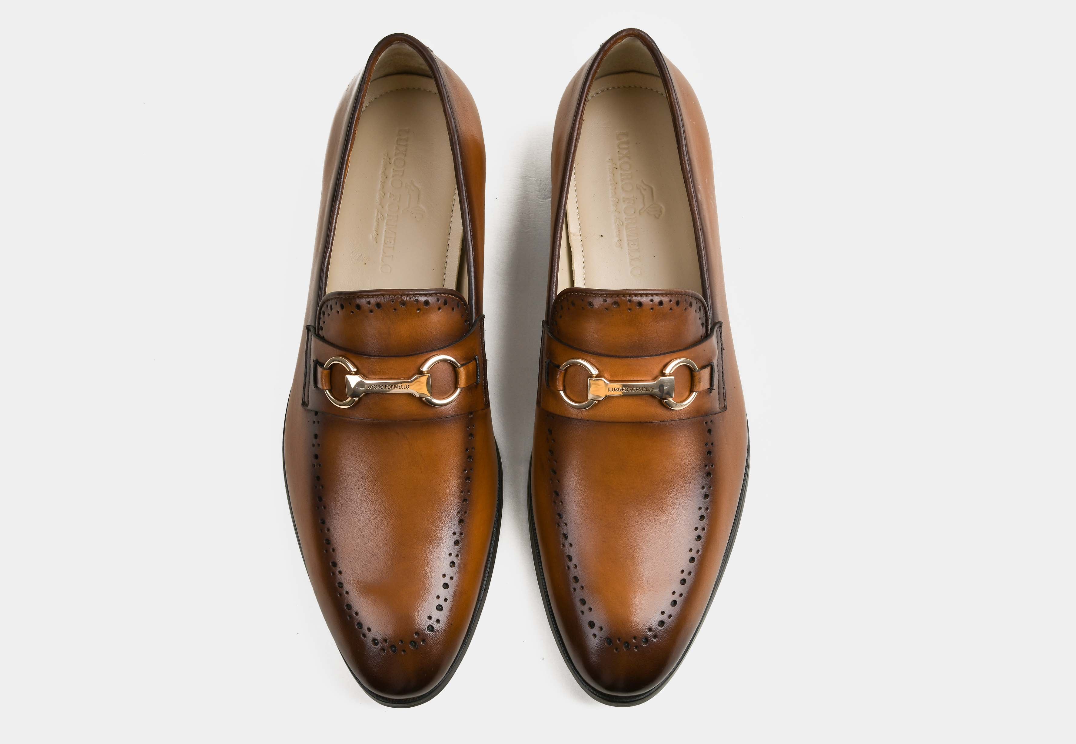 DELVANO | MEN TAN HAND-BURNISHED BUCKLE LOAFERS