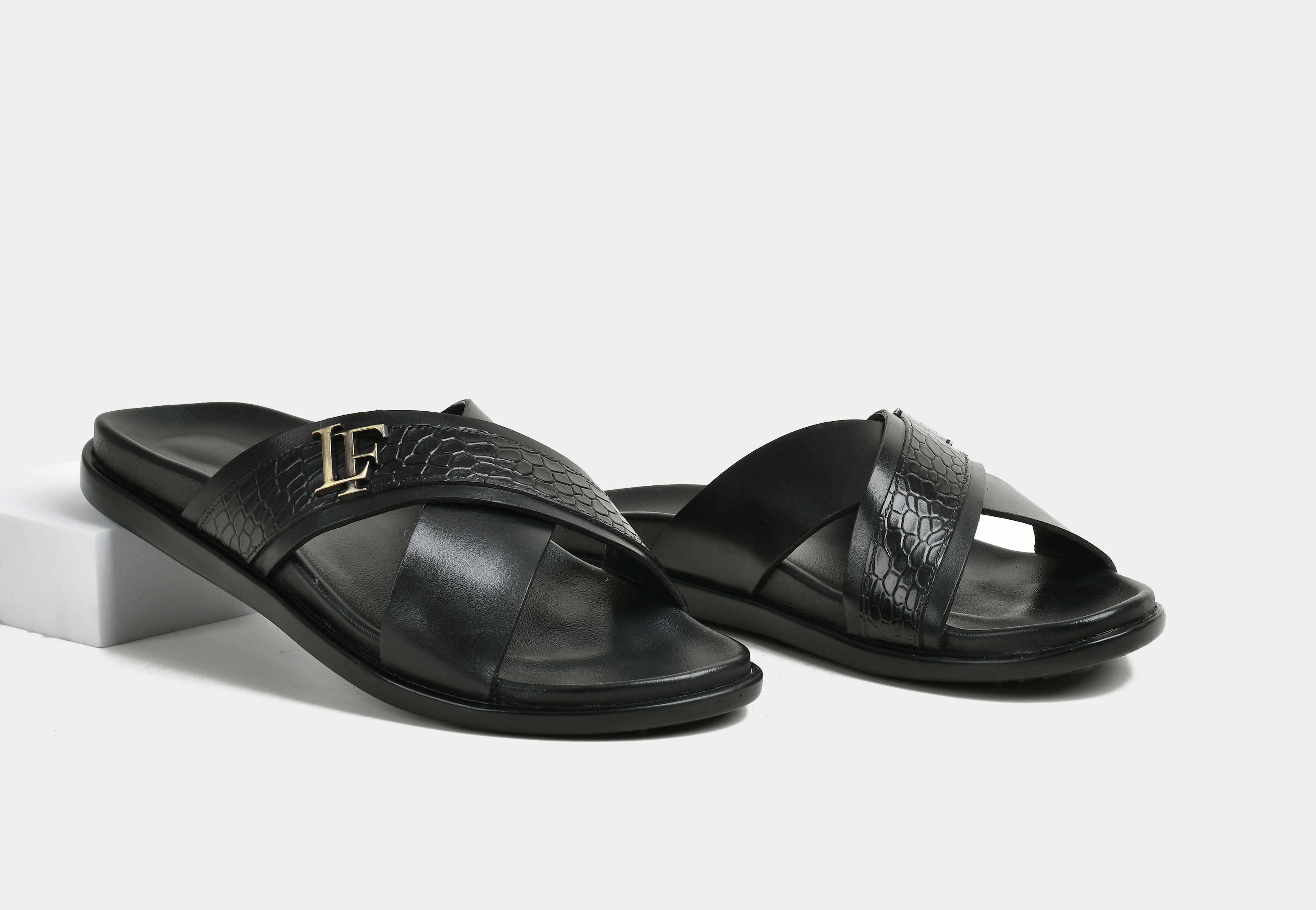DELMODO | MEN BLACK CROSS-STRAP SLIDERS
